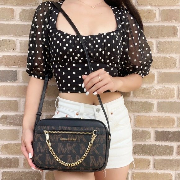Michael Kors Handbags - NWT Michael Kors Chain Crossbody💕Gaby’sBags